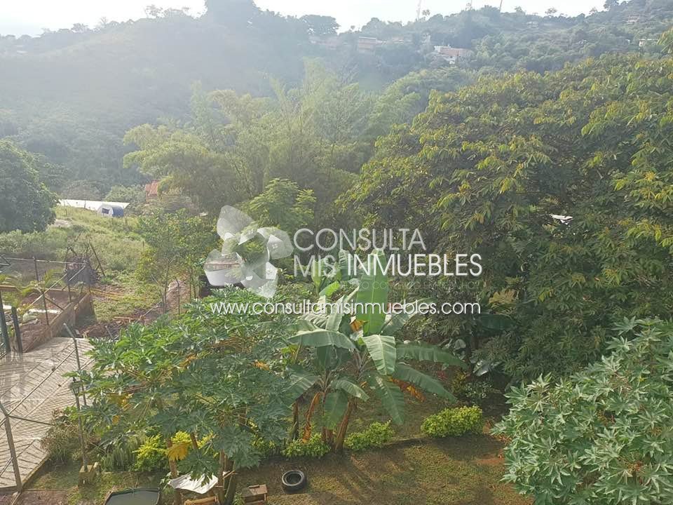 Vendo Casa en el Barrio La Reforma en Cali, Valle Del Cauca de Colombia | Consulta Mis Inmuebles S.A.S. | Tu nuevo comienzo empieza hoy!