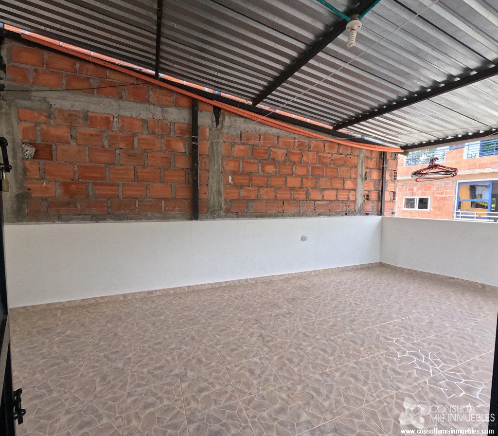 Vendo Casa en el Barrio Senderos de Mineima en Ibagué, Tolima de Colombia | Consulta Mis Inmuebles S.A.S. | Tu nuevo comienzo empieza hoy!
