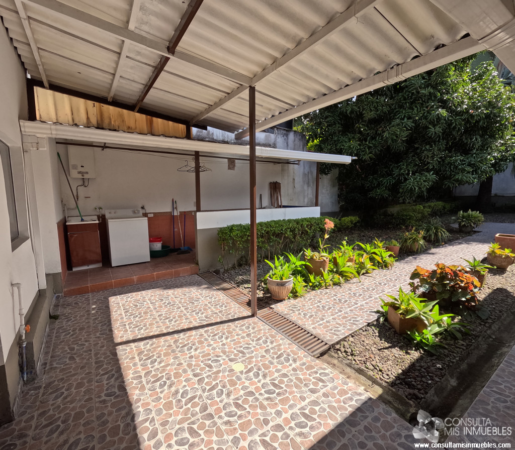 Vendo Casa en el Barrio Belén en Ibagué, Tolima de Colombia | Consulta Mis Inmuebles S.A.S. | Tu nuevo comienzo empieza hoy!