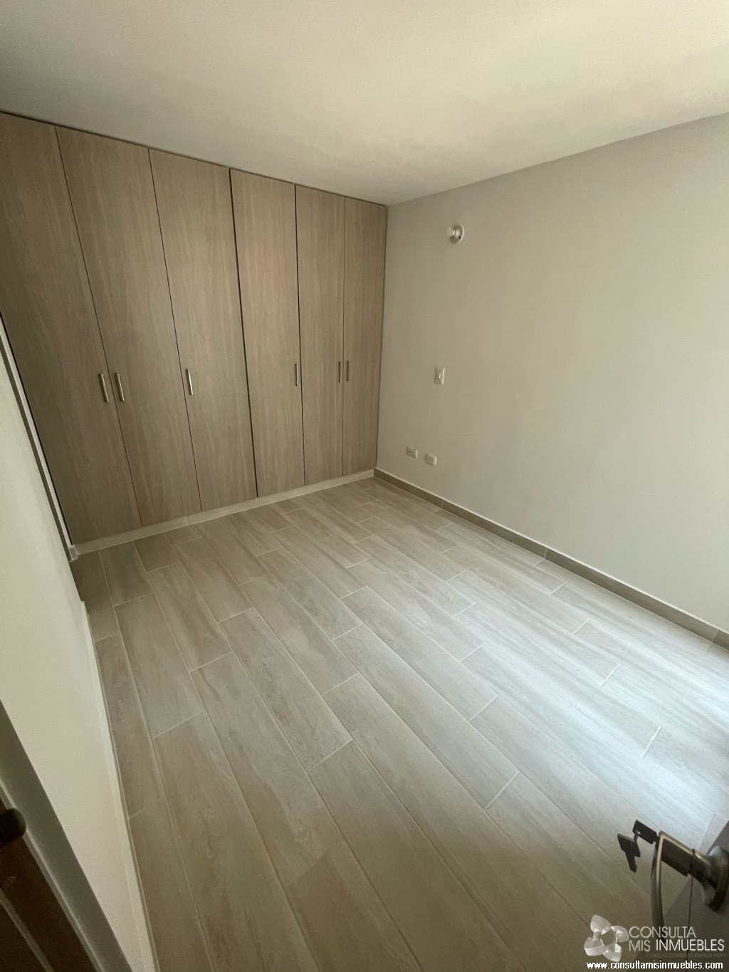 Arriendo Apartamento en el Barrio Urbanización Varsovia en Ibagué, Tolima de Colombia | Consulta Mis Inmuebles S.A.S. | Tu nuevo comienzo empieza hoy!