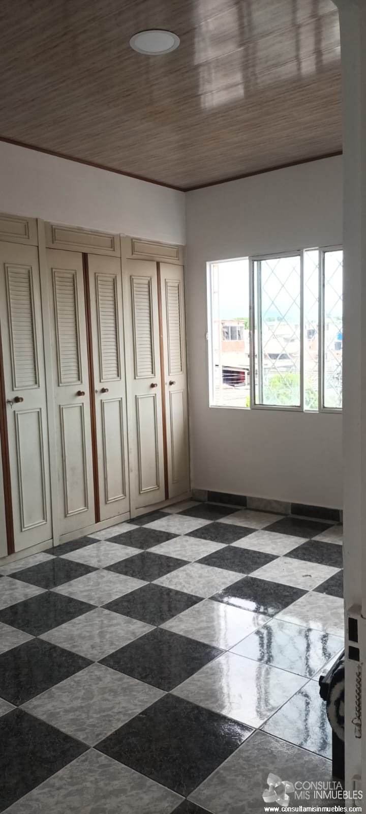 Vendo Casa en el Barrio  en Complejo de Casas  en Ibagué, Tolima de Colombia | Consulta Mis Inmuebles S.A.S. | Tu nuevo comienzo empieza hoy!