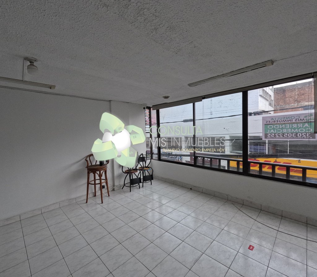 📍 Excelente Vitrina Comercial: Local en 2do Piso sobre la Calle 11 (Centro, Ibagué) | Consulta Mis Inmuebles S.A.S. | Tu nuevo comienzo empieza hoy!