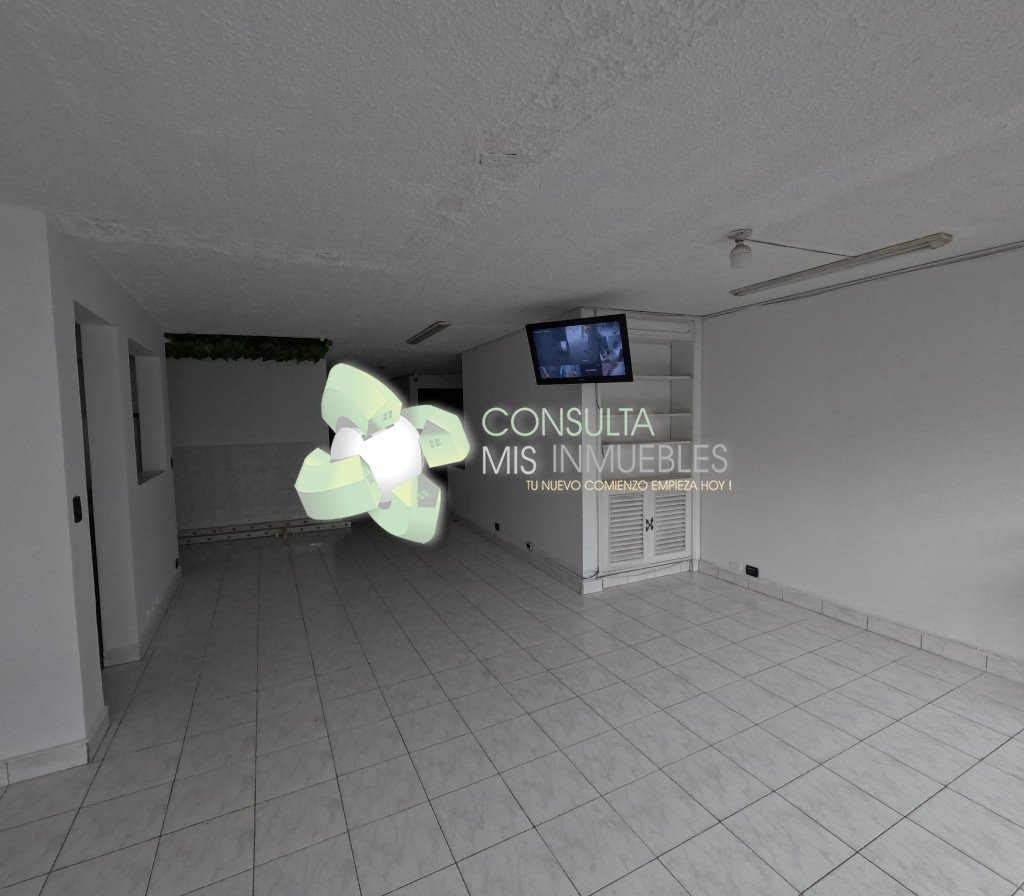 📍 Excelente Vitrina Comercial: Local en 2do Piso sobre la Calle 11 (Centro, Ibagué) | Consulta Mis Inmuebles S.A.S. | Tu nuevo comienzo empieza hoy!