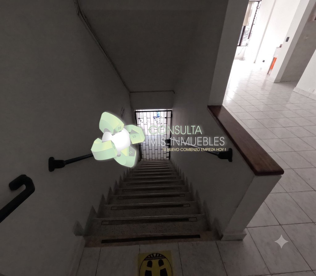 📍 Excelente Vitrina Comercial: Local en 2do Piso sobre la Calle 11 (Centro, Ibagué) | Consulta Mis Inmuebles S.A.S. | Tu nuevo comienzo empieza hoy!