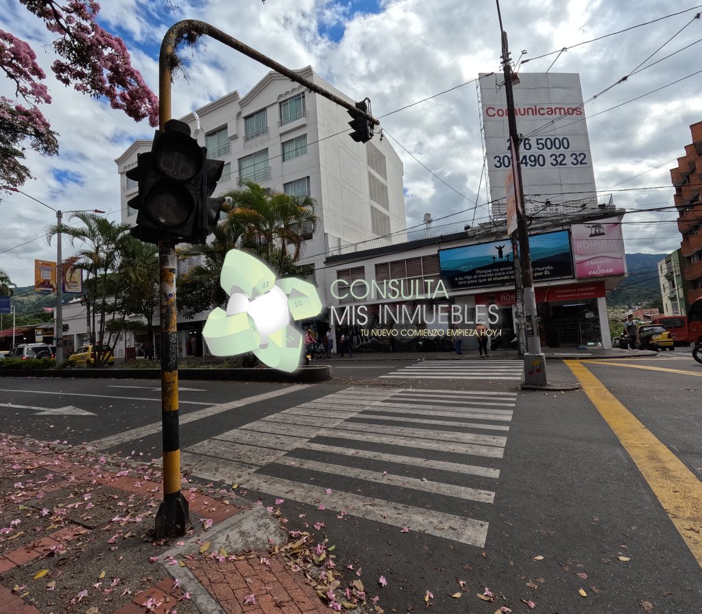 📍 Excelente Vitrina Comercial: Local en 2do Piso sobre la Calle 11 (Centro, Ibagué) | Consulta Mis Inmuebles S.A.S. | Tu nuevo comienzo empieza hoy!