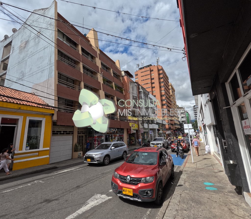📍 Excelente Vitrina Comercial: Local en 2do Piso sobre la Calle 11 (Centro, Ibagué) | Consulta Mis Inmuebles S.A.S. | Tu nuevo comienzo empieza hoy!