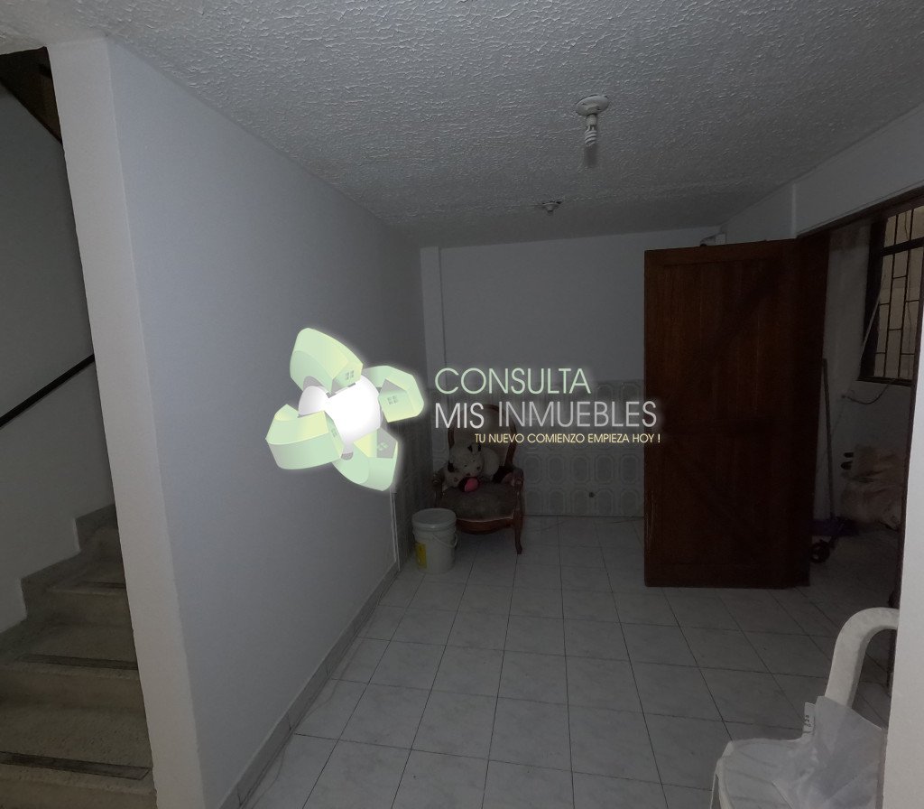 📍 Excelente Vitrina Comercial: Local en 2do Piso sobre la Calle 11 (Centro, Ibagué) | Consulta Mis Inmuebles S.A.S. | Tu nuevo comienzo empieza hoy!