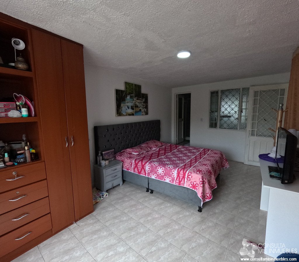 Arriendo piso 2 y 3 de casa ubicada en Pueblo Nuevo | Consulta Mis Inmuebles S.A.S. | Tu nuevo comienzo empieza hoy!