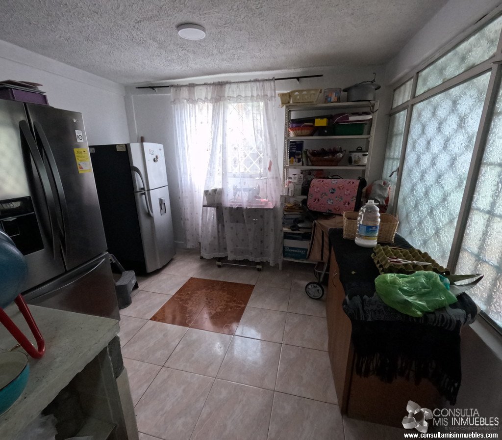 Arriendo piso 2 y 3 de casa ubicada en Pueblo Nuevo | Consulta Mis Inmuebles S.A.S. | Tu nuevo comienzo empieza hoy!