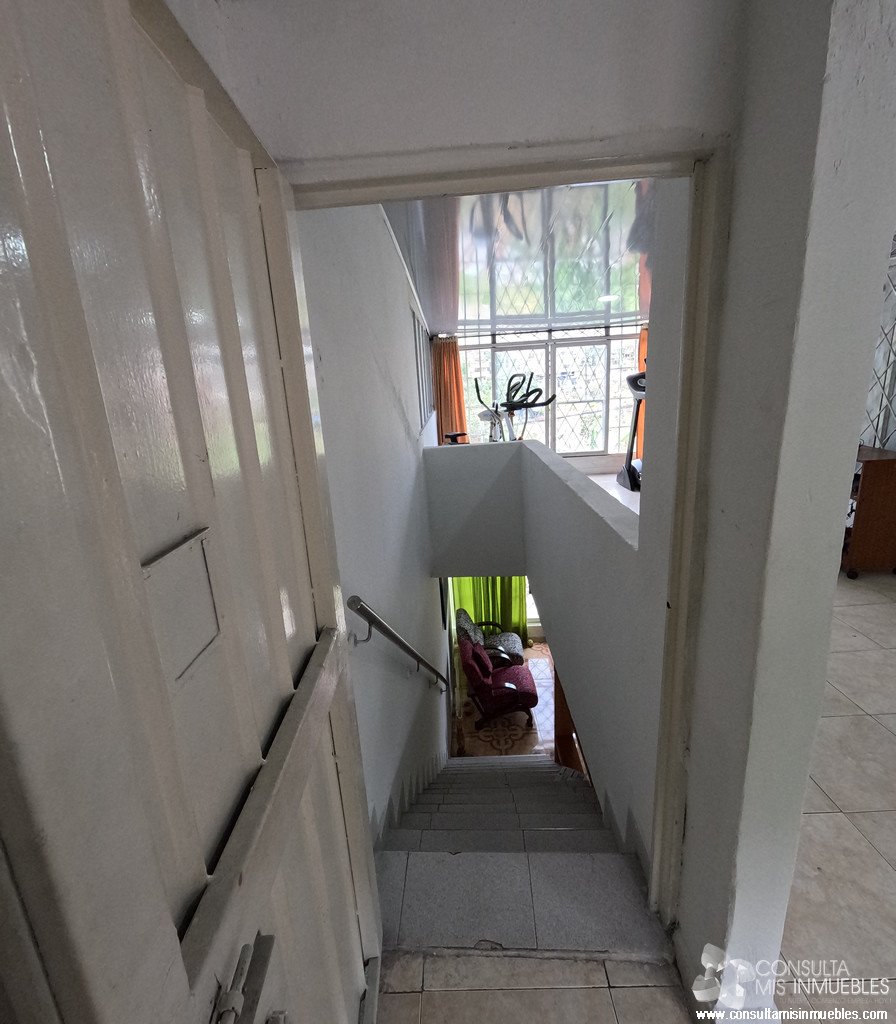 Arriendo piso 2 y 3 de casa ubicada en Pueblo Nuevo | Consulta Mis Inmuebles S.A.S. | Tu nuevo comienzo empieza hoy!