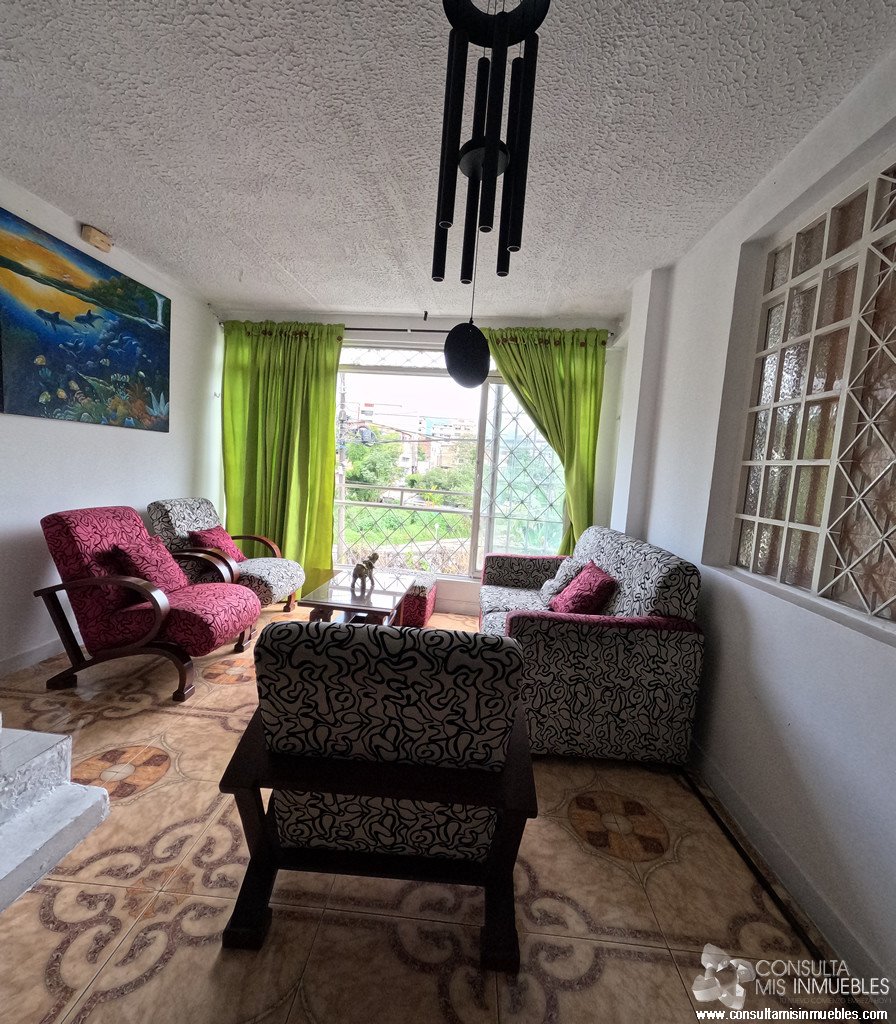 Arriendo piso 2 y 3 de casa ubicada en Pueblo Nuevo | Consulta Mis Inmuebles S.A.S. | Tu nuevo comienzo empieza hoy!