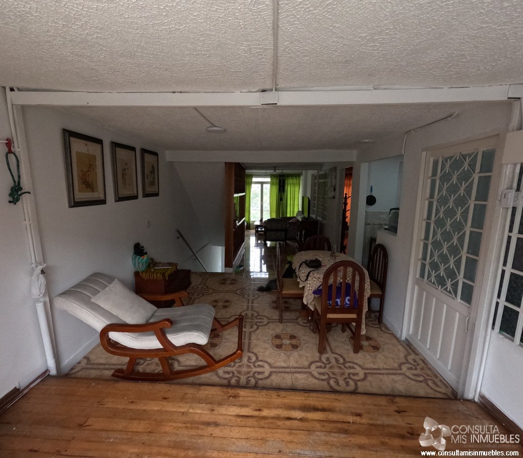 Arriendo piso 2 y 3 de casa ubicada en Pueblo Nuevo | Consulta Mis Inmuebles S.A.S. | Tu nuevo comienzo empieza hoy!