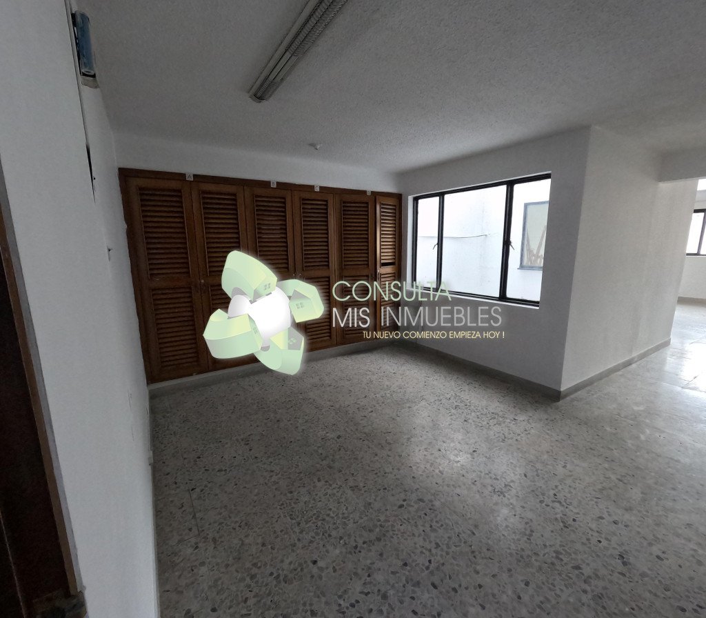 📍 ¡Excelente Vitrina Comercial! Local en 4.° piso sobre la estratégica Calle 11 (Centro de Ibagué). | Consulta Mis Inmuebles S.A.S. | Tu nuevo comienzo empieza hoy!
