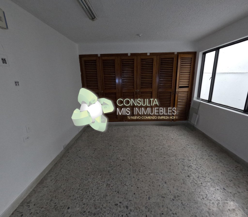 📍 ¡Excelente Vitrina Comercial! Local en 4.° piso sobre la estratégica Calle 11 (Centro de Ibagué). | Consulta Mis Inmuebles S.A.S. | Tu nuevo comienzo empieza hoy!
