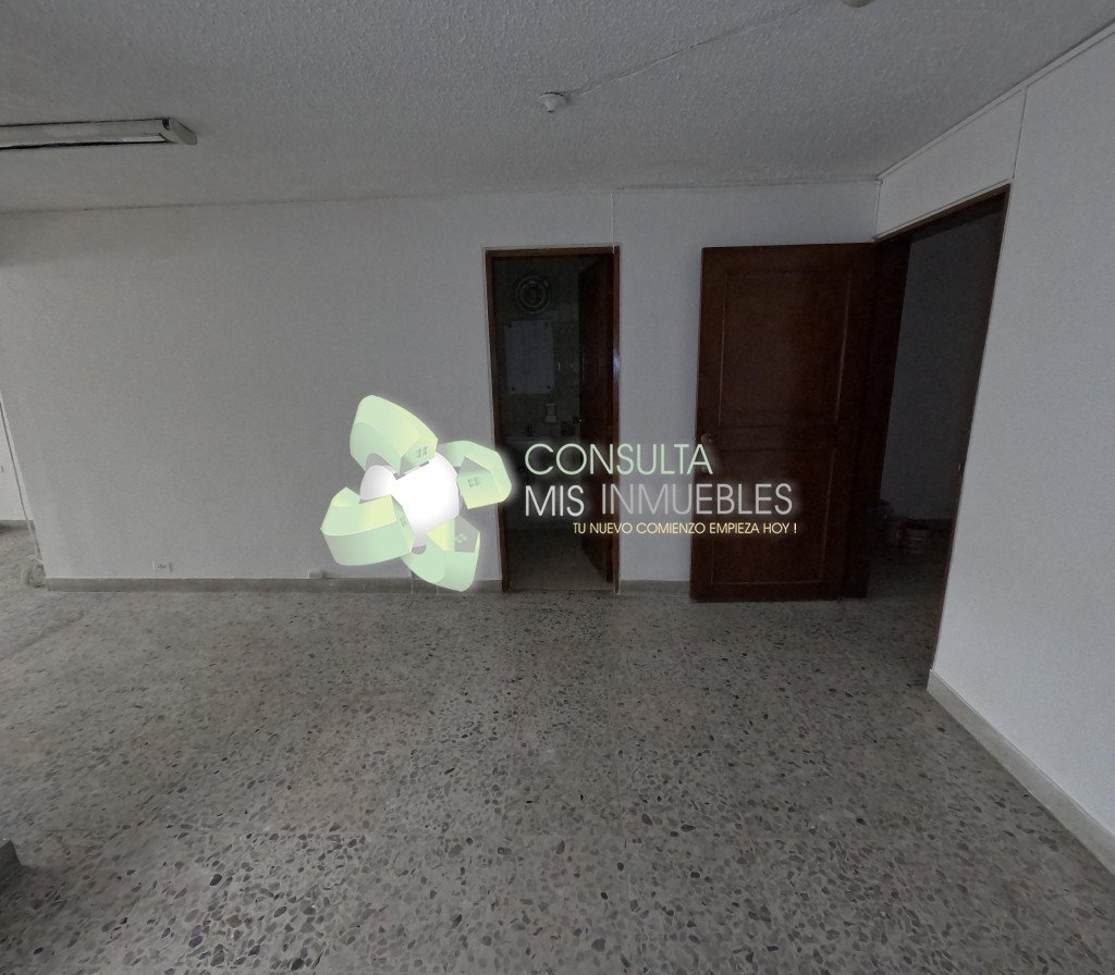 📍 ¡Excelente Vitrina Comercial! Local en 4.° piso sobre la estratégica Calle 11 (Centro de Ibagué). | Consulta Mis Inmuebles S.A.S. | Tu nuevo comienzo empieza hoy!