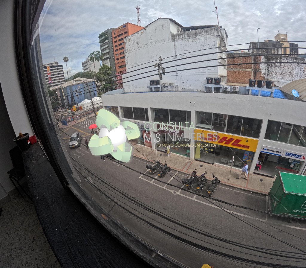 📍 ¡Excelente Vitrina Comercial! Local en 3.er piso sobre la estratégica Calle 11 (Centro de Ibagué) | Consulta Mis Inmuebles S.A.S. | Tu nuevo comienzo empieza hoy!