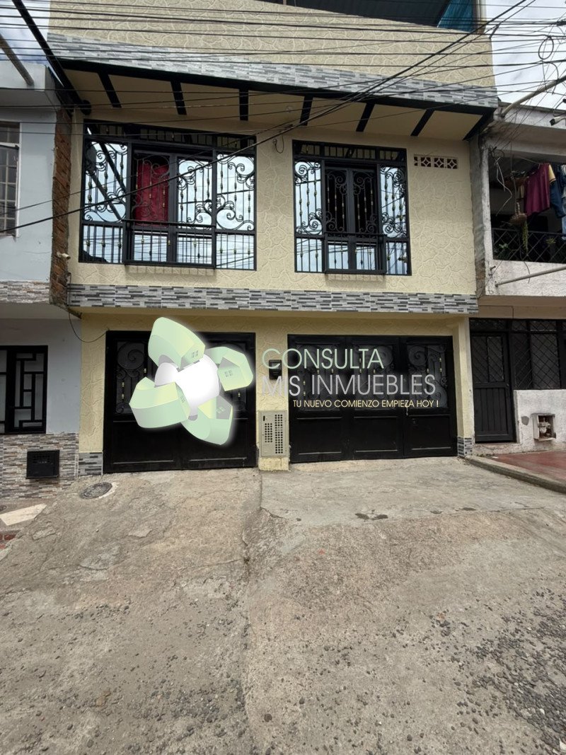 🏠 Casa en Arriendo (Primer Piso) - Barrio Jardín Santander - Consulta Mis Inmuebles S.A.S. | Tu nuevo comienzo empieza hoy!